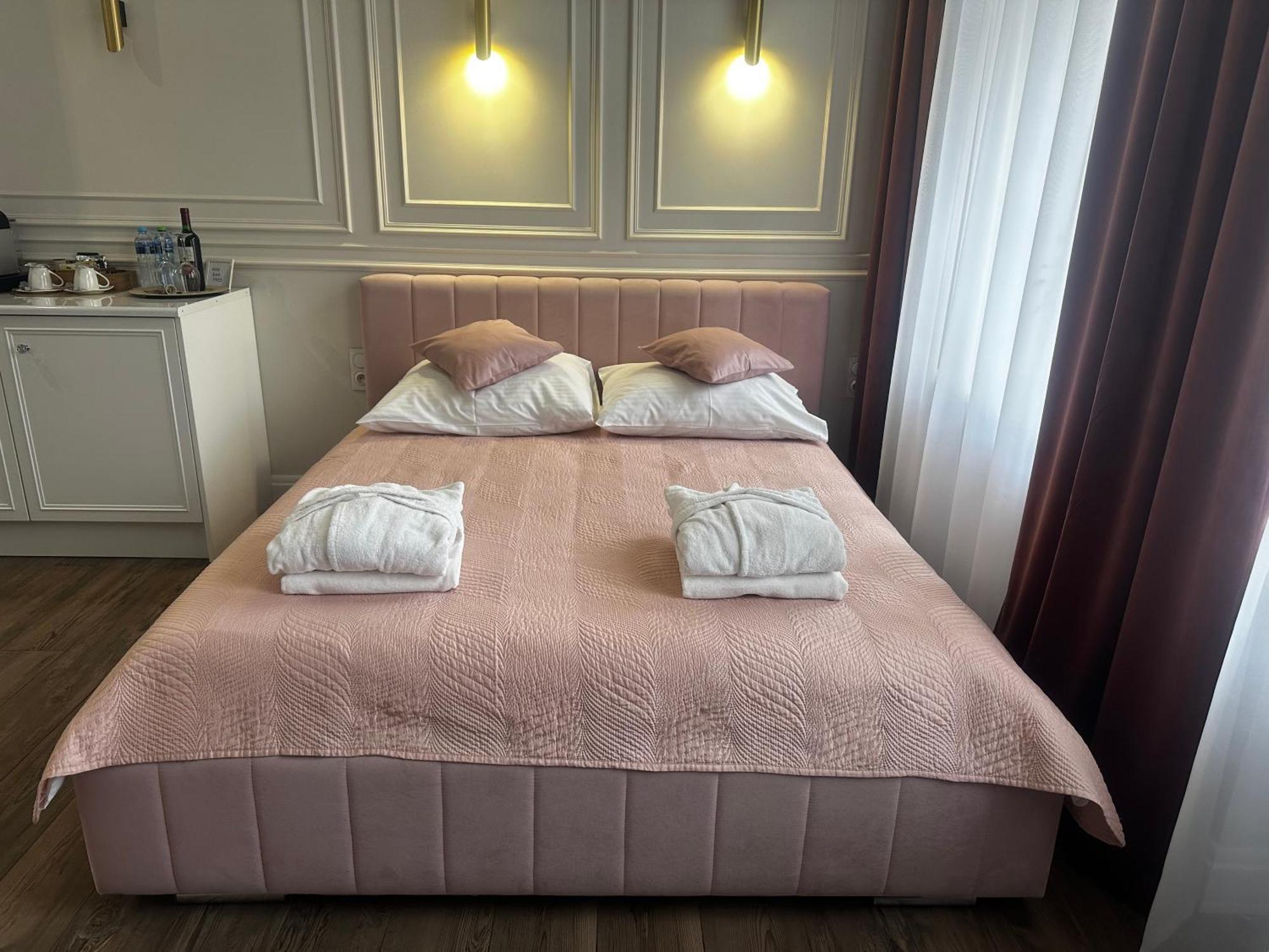 Apartament Glamour Prywatne Jacuzzi Starowislna Krasków Εξωτερικό φωτογραφία